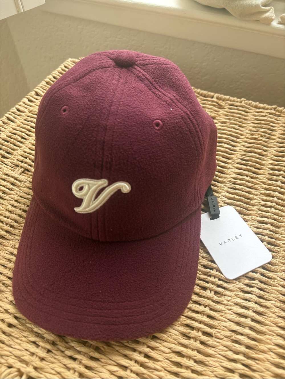 Varley Raina Fleece Cap Maroon - Picture 2 of 5